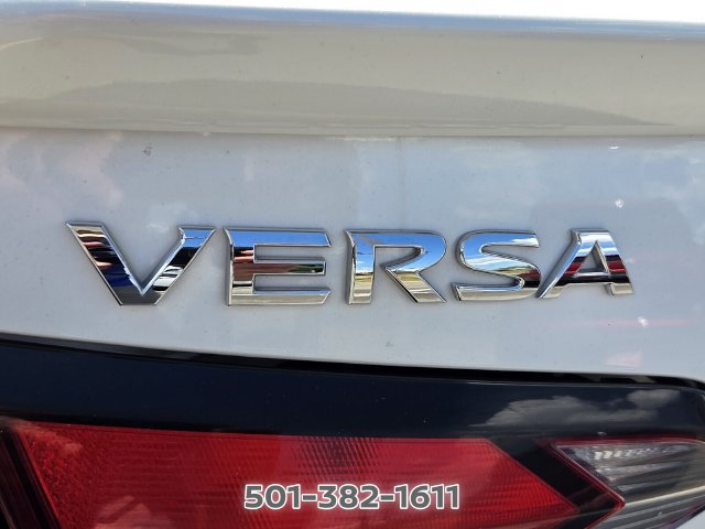 Used 2024 Nissan Versa SR FWD image 15