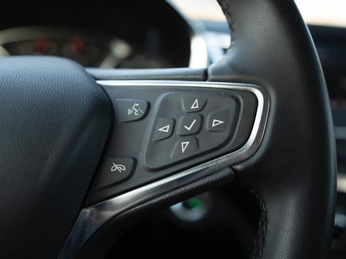 Used 2024 Chevrolet Equinox LT image 7