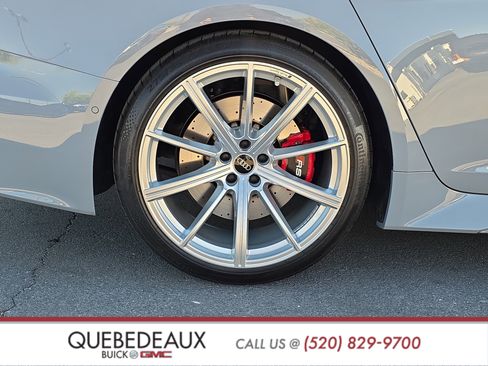 Used 2024 Audi RS 6 performance image 12