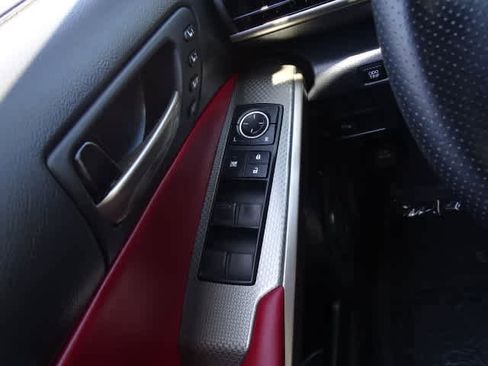 Used 2018 Lexus IS 350 F Sport RWD image 39