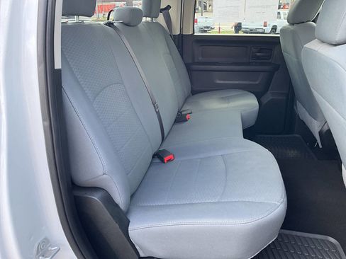 Used 2018 RAM 2500 Tradesman w/ Chrome Appearance Group image 15