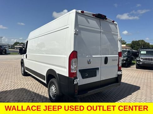 Used 2025 RAM ProMaster 2500 w/ Convenience Group FWD image 8