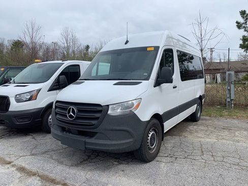 Used 2024 Mercedes-Benz Sprinter 2500 image 4