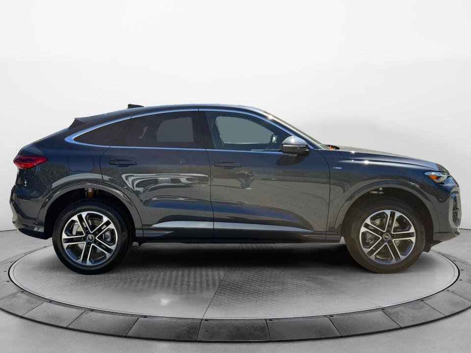 New 2026 Audi Q5 Premium Plus AWD/4WD image 8
