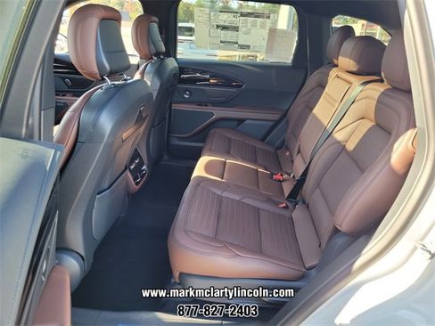 New 2026 Lincoln Nautilus Reserve w/ Jet Appearance Package image 6