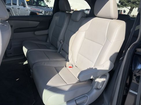 Used 2016 Honda Odyssey EX-L image 22