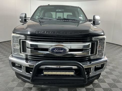 Used 2017 Ford F350 XLT w/ XLT Premium Package AWD/4WD image 2