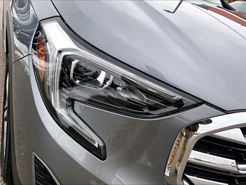 Used 2020 GMC Terrain SLT w/ Preferred Package image 31