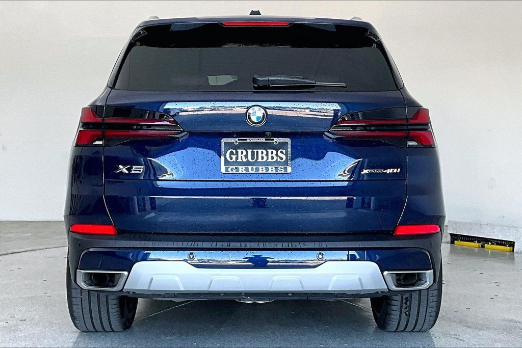 Used 2026 BMW X5 xDrive40i AWD/4WD image 5
