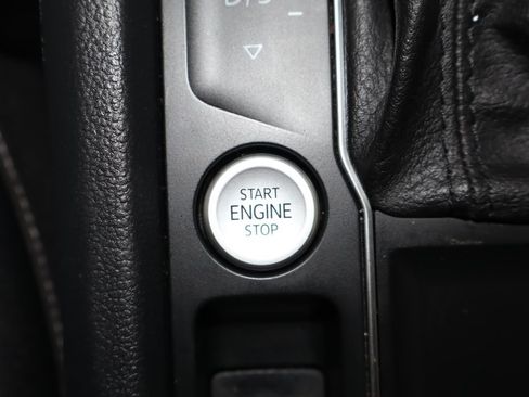 Used 2021 Volkswagen Atlas SEL FWD image 24