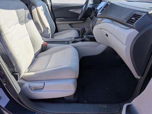 Used 2017 Honda Pilot EX image 21