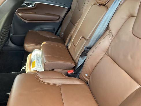 Used 2025 Volvo XC90 B6 Ultra image 46