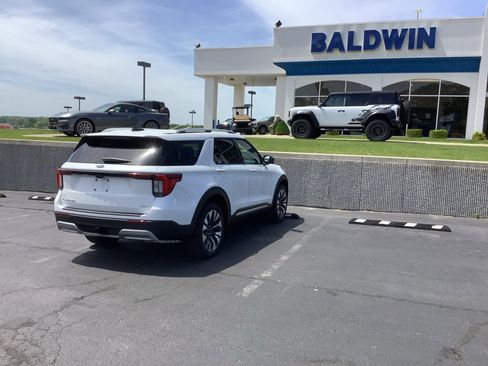New 2026 Ford Explorer Platinum AWD/4WD image 7