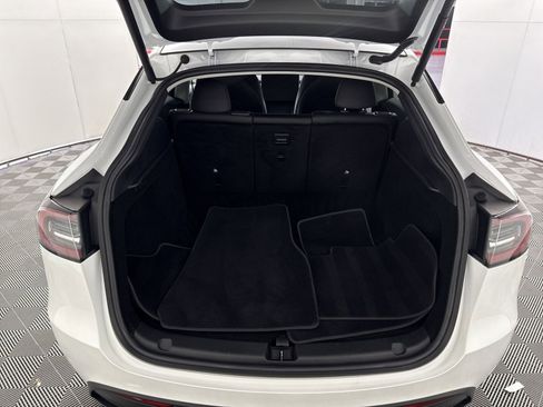 Used 2023 Tesla Model Y Long Range image 26