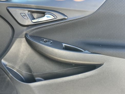 Used 2024 Chevrolet Malibu LT image 11