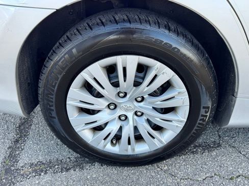Used 2012 Toyota Camry LE image 39
