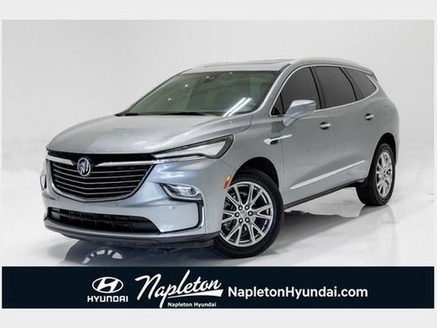 Used 2024 Buick Enclave Essence w/ Experience Buick Package AWD/4WD image 1