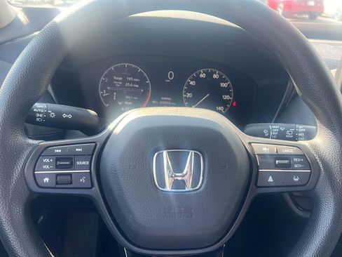 Used 2024 Honda HR-V LX image 11