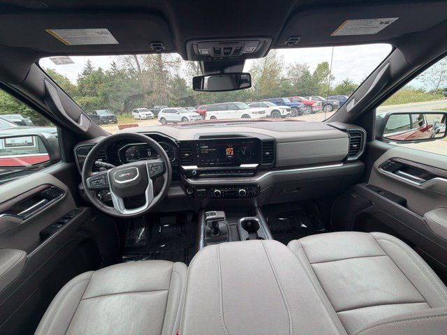 Used 2025 GMC Sierra 1500 SLT w/ SLT Premium Package AWD/4WD image 17