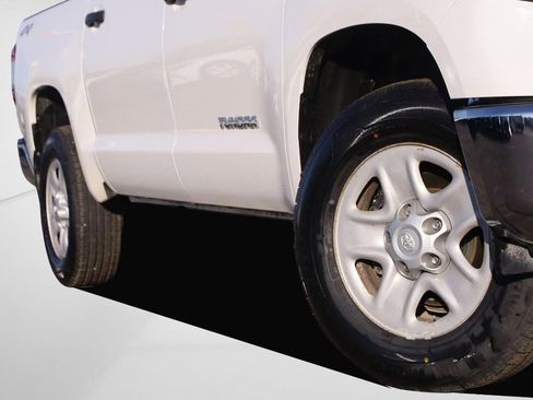 Used 2020 Toyota Tundra SR5 image 3