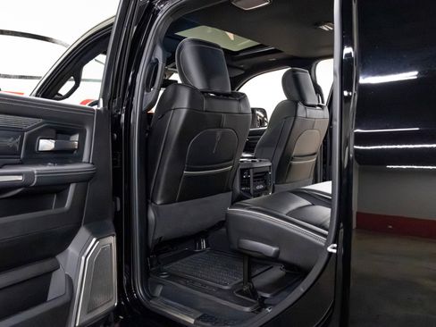 Used 2020 RAM 2500 Limited image 40