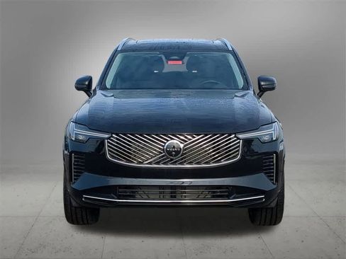 New 2026 Volvo XC90 B6 Plus w/ Protection Package Premier image 9
