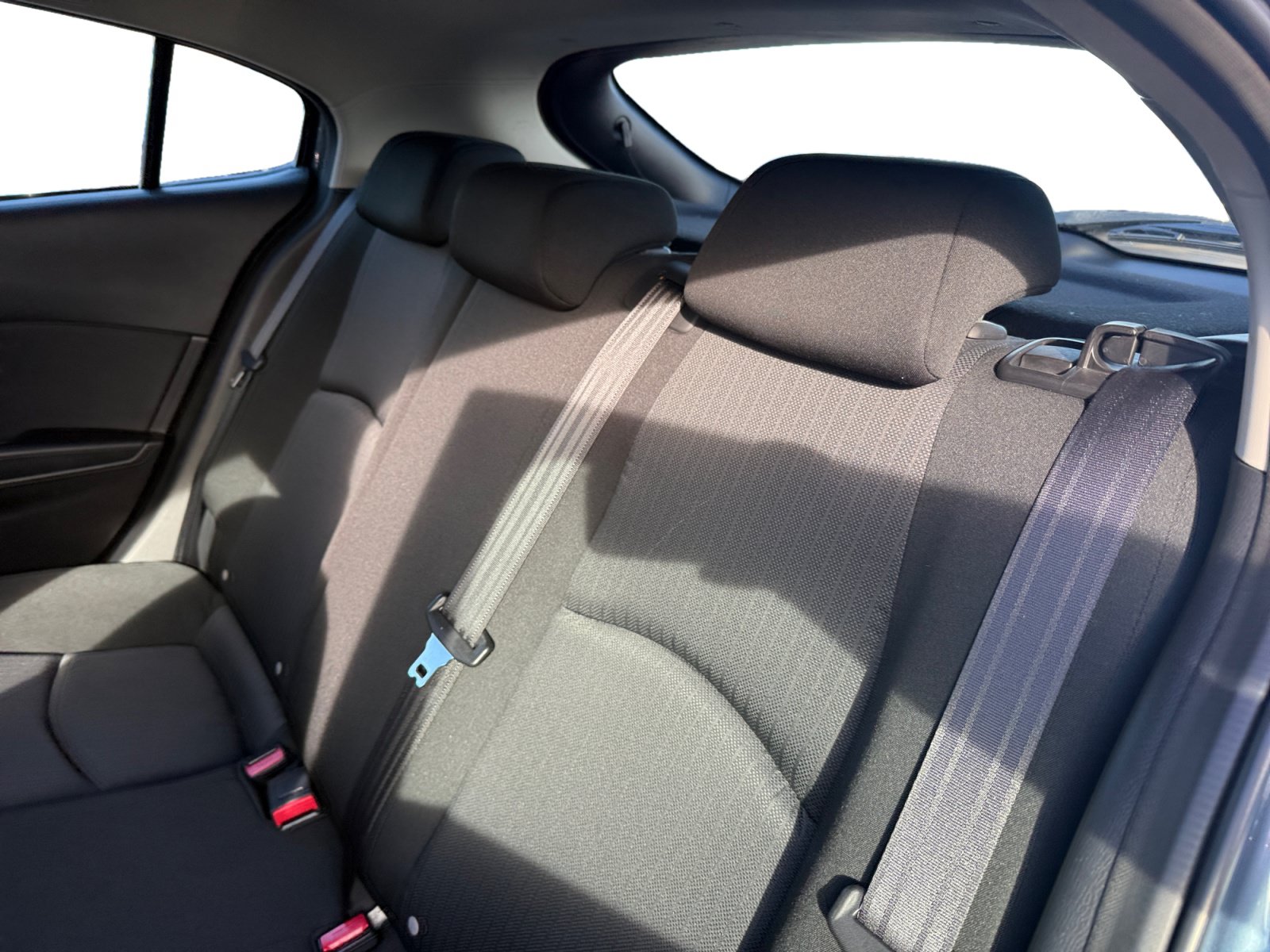 Used 2015 MAZDA MAZDA3 i Sport FWD image 16