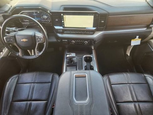 Used 2022 Chevrolet Silverado 1500 High Country w/ High Country Premium Package AWD/4WD image 26