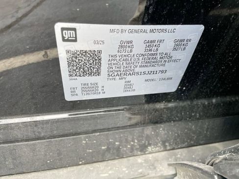 Used 2025 Buick Enclave Preferred image 28