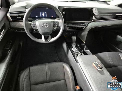 Certified 2025 Toyota Camry XLE FWD image 10