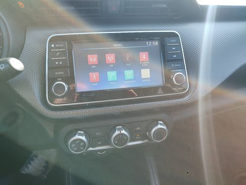 Used 2019 Nissan Kicks S w/ Exterior Package image 14