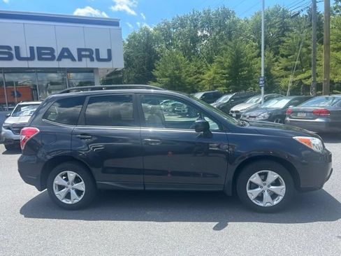 Used 2015 Subaru Forester 2.5i Premium w/ All-Weather Package AWD/4WD image 2