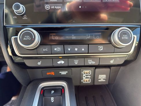 Used 2021 Honda Insight Touring image 18