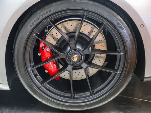 Certified 2025 Porsche 911 Carrera 4 GTS AWD/4WD image 14