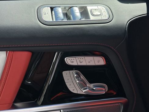 Used 2025 Mercedes-Benz G 63 AMG 4MATIC image 12