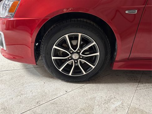 Used 2017 Mitsubishi Lancer ES image 12