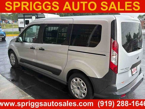 Used 2017 Ford Transit Connect XL FWD image 3