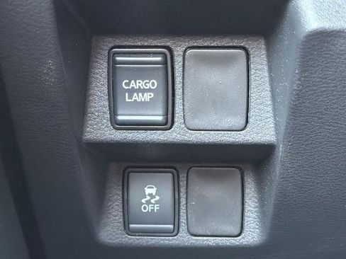 Certified 2025 Nissan Frontier SV w/ SV Convenience Package RWD image 14