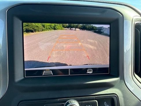 Used 2024 Chevrolet Silverado 1500 Custom Trail Boss AWD/4WD image 22