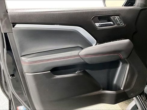 Used 2023 Chevrolet Colorado Z71 w/ Z71 Convenience Package 2 AWD/4WD image 22