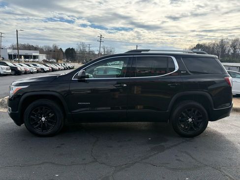 Used 2019 GMC Acadia SLT w/ LPO, Black Accent Package FWD image 4