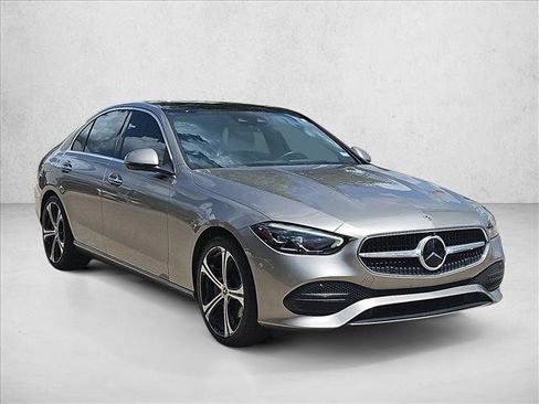 Used 2023 Mercedes-Benz C 300 Sedan image 3
