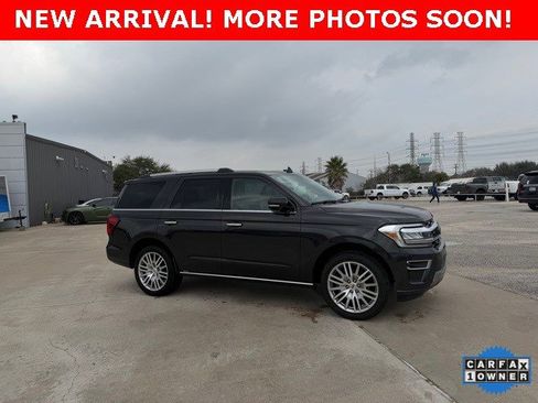Used 2024 Ford Expedition Limited image 2