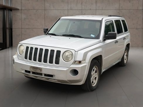 Used 2008 Jeep Patriot Sport FWD image 5