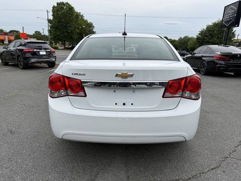 Used 2015 Chevrolet Cruze LS FWD image 6