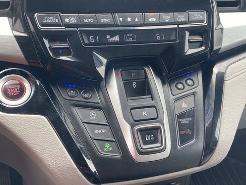 Used 2018 Honda Odyssey Elite image 25