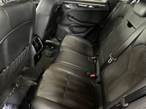 Used 2020 Porsche Macan S image 14