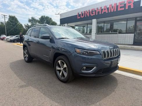Used 2019 Jeep Cherokee Limited AWD/4WD image 4