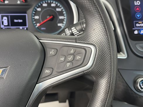Used 2022 Chevrolet Malibu LT FWD image 27