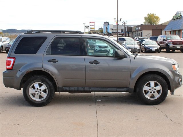 Used 2010 Ford Escape XLT AWD/4WD image 5